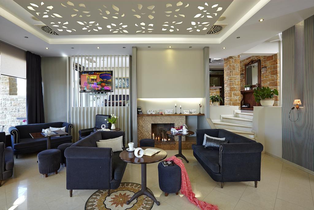 Sokratis Hotel Nea Moudania Buitenkant foto