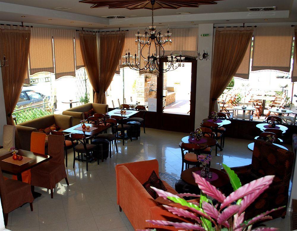 Sokratis Hotel Nea Moudania Buitenkant foto